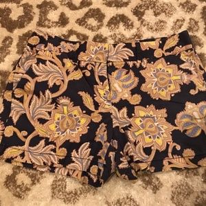Ann Taylor Loft navy paisley shorts size 6